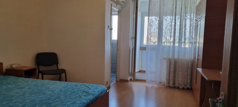 Titan, 5 minute metrou Piata Trapezului,