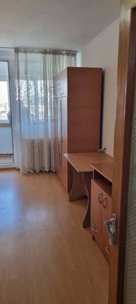 Titan, 5 minute metrou Piata Trapezului,